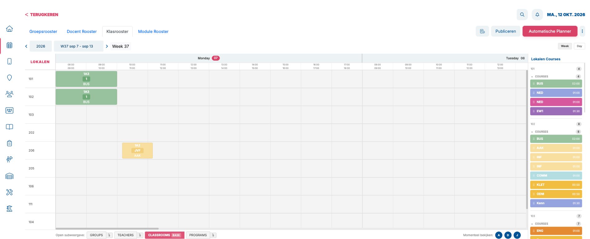 Het lokalenrooster: per lokaal zie je wat er wanneer gepland staat.
